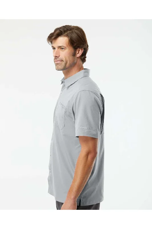 Columbia Mens Slack Tide Moisture Wicking Short Sleeve Button Down Camp Shirt w/ Pocket - Cool Grey - NEW