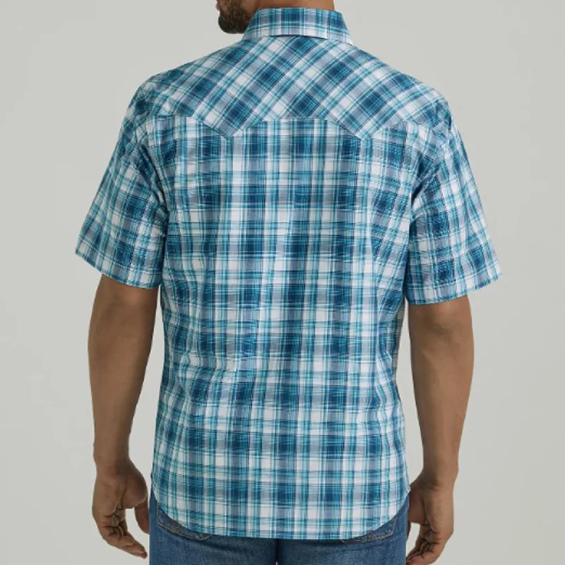 Wrangler Men's Blue Plaid Short Sleeve