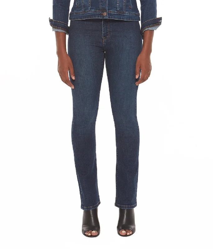 Kristine-CSN Mid-Rise Straight Jeans