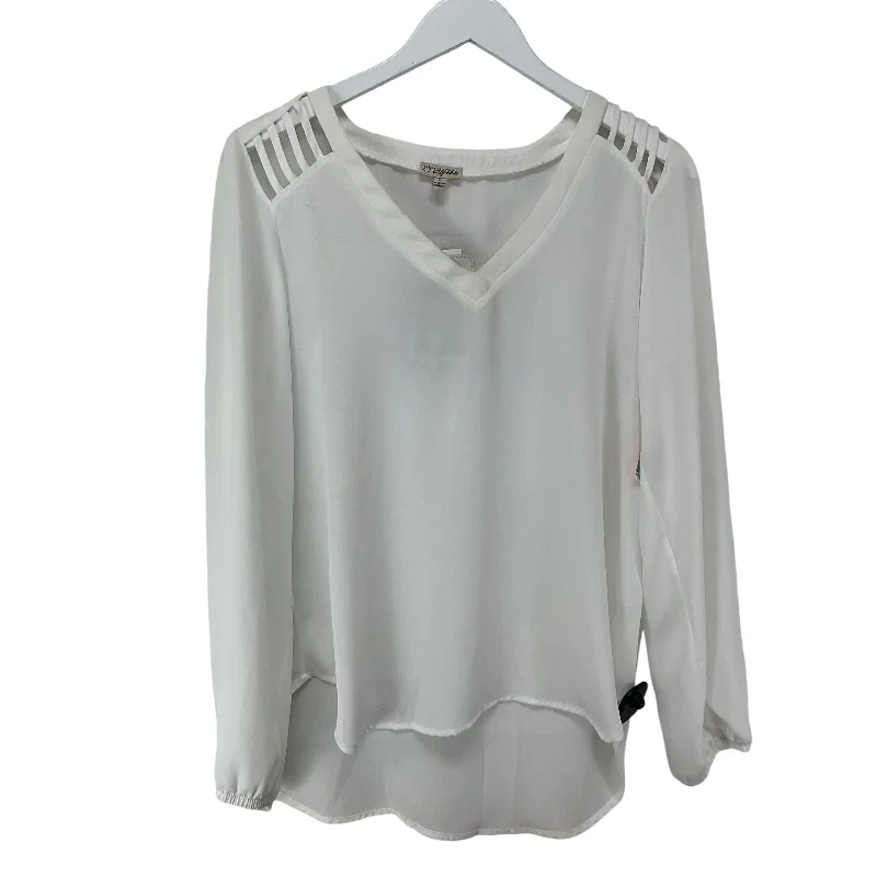 Top Long Sleeve Basic By Lily White In White, Size: L